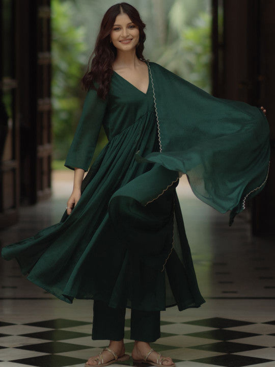 Women High Slit Kurta with Trousers & With Dupatta