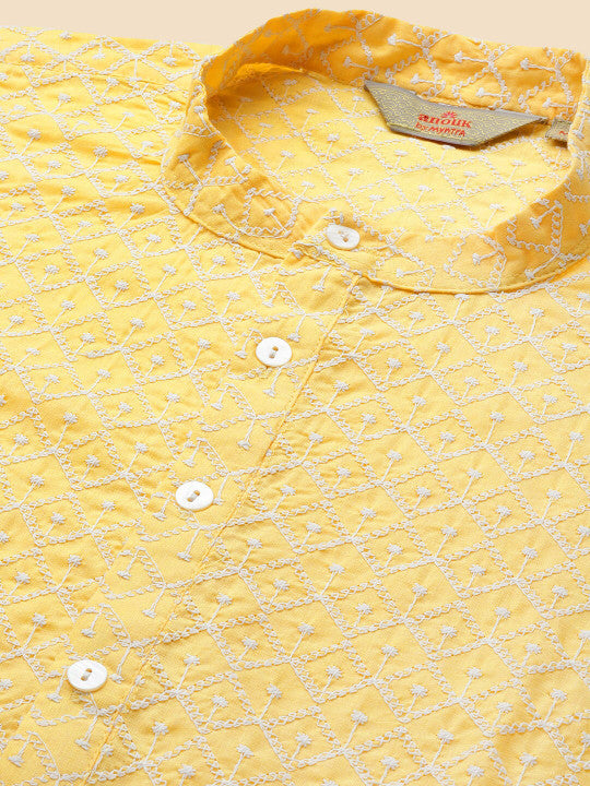 Anouk Geometric Embroidered Mandarin Collar Kurta
