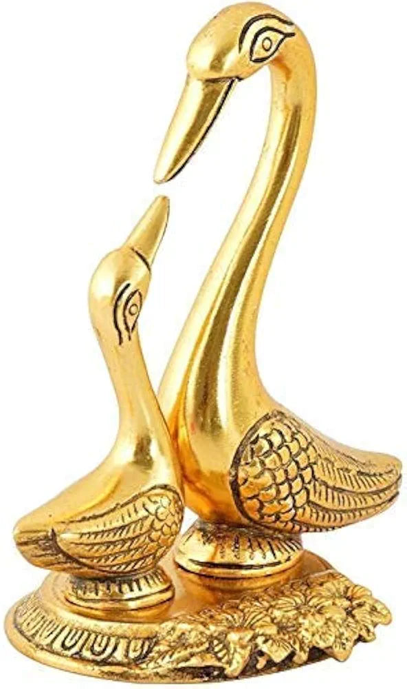 Chhariya Crafts Metal Pair of Kissing Duck Love Bird Metal Gift Item for Home and Office Decorative Showpiece - 12 cm 