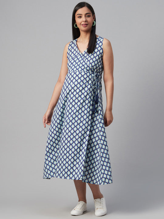 Women Blue & White Printed Maternity Wrap Dress