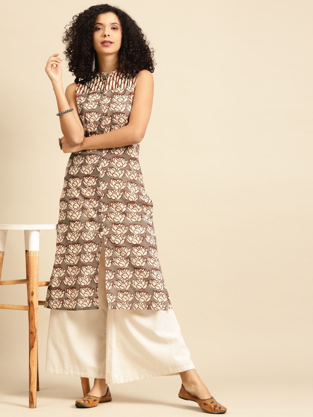 anayna Women Taupe & Off White Floral Print Cotton Kurta