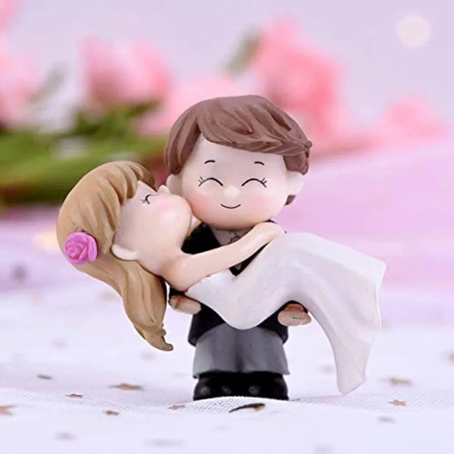 SATYAM KRAFT 1 Set Romantic Couples Resin Figurines - Valentine's Day Gifts for Girlfriend & Boyfriend, Love Decor for Home, Wedding, Café & Cake Decoration  , Multicolor