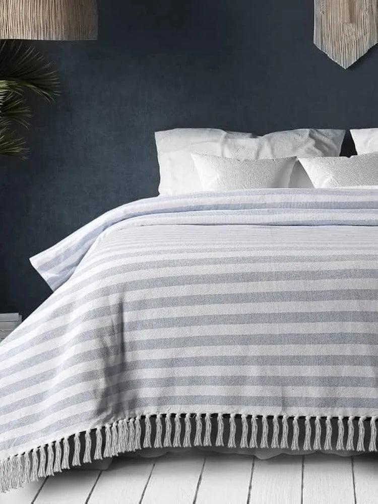 SASHAA WORLD Striped Throw - Super Soft & Breathable | Bed Cover for Living Room & Bedroom | Blue & White Throw | 170 x 200 Cm
