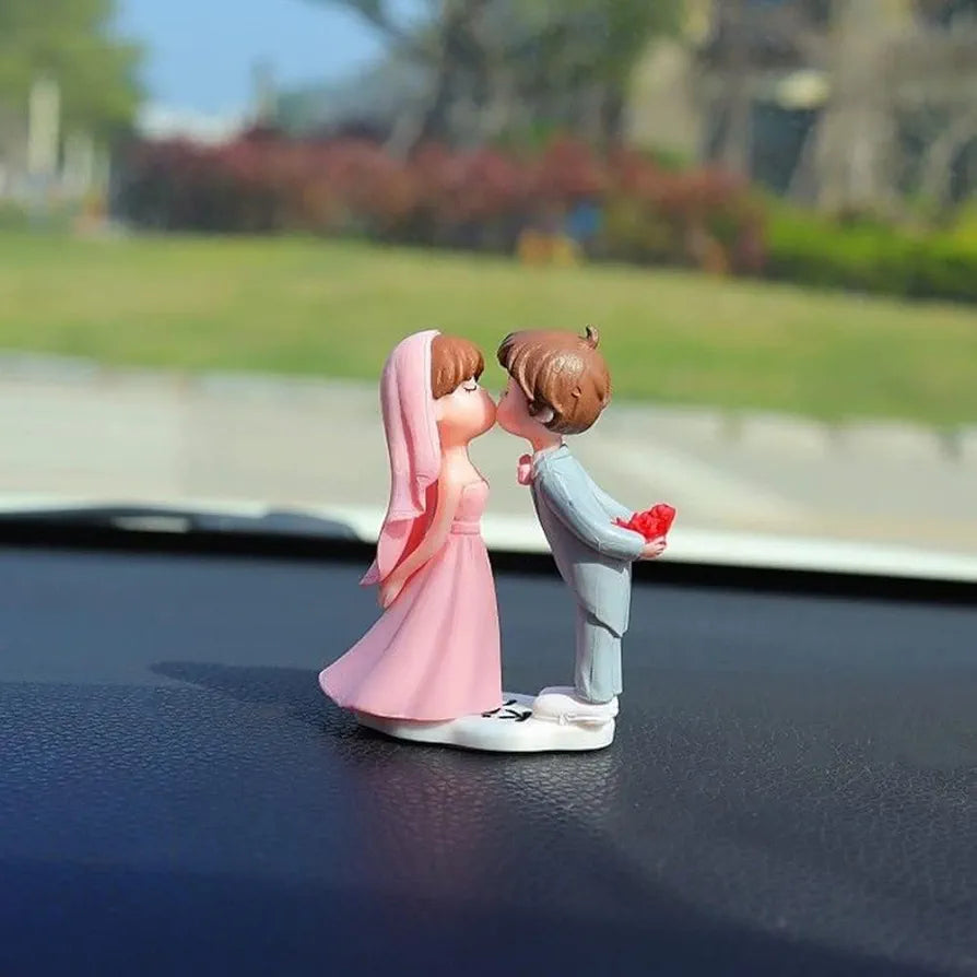 SATYAM KRAFT Resin 1 Set Romantic Couple Miniature, Bride Kissing Groom Showpiece, Gift for Him/Her,Mother's Day,for Girlfriend,Boyfriend,Wedding Cake Topper, Home & Bedroom Decor 