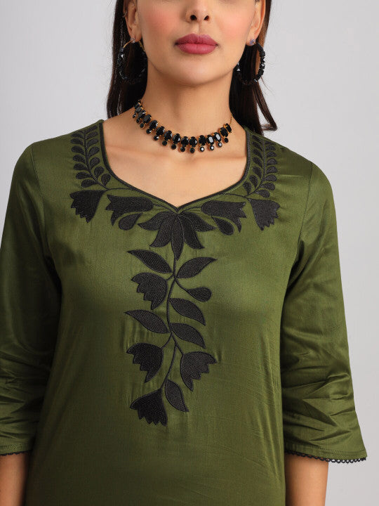 Tikhi Imli Olive Green Floral Embroidered Straight Kurta With Trousers & Dupatta