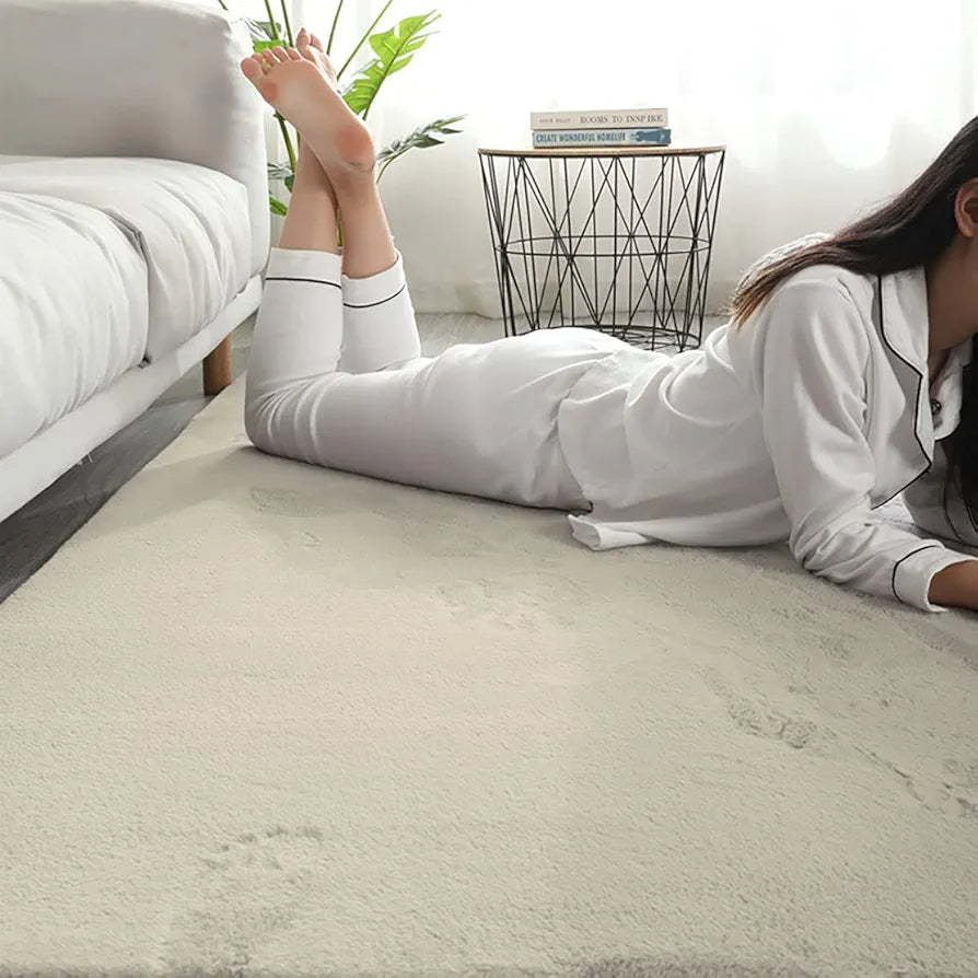LUXE HOME INTERNATIONAL Ruffle Floor Rug Rabbit Fur 1000 GSM Living Room Foot Mats Anti Skid Water Absorbent Easy Machine Washable Rectangular Rug for Bedroom|Floor|3 X 5 Ft|Beige|Pack of 1