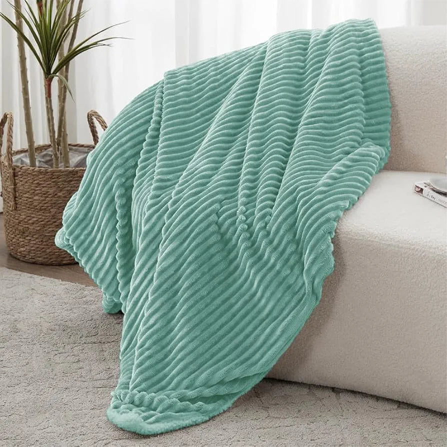 Pencil Pattern Flannel Fleece Sherpa Blanket – 220 x 150 cm, Soft, Plush, Fluffy Season/AC and Mild Winter Reversible Blanket - Single Bed 