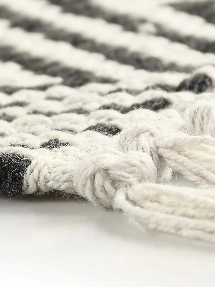 SASHAA WORLD 100% Woven Washable & Reversible Cotton Small Rug, Boho Runner Rug,Chevron Design in Black and White Bathroom Rug, Tasseled Rug for Kitchen 