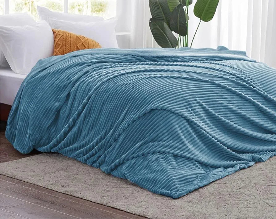 HOMEKART Pencil Pattern Flannel Fleece Sherpa Blanket – 220 x 150 cm, Soft, Plush, Fluffy Season/AC and Mild Winter Reversible Blanket - Single Bed 