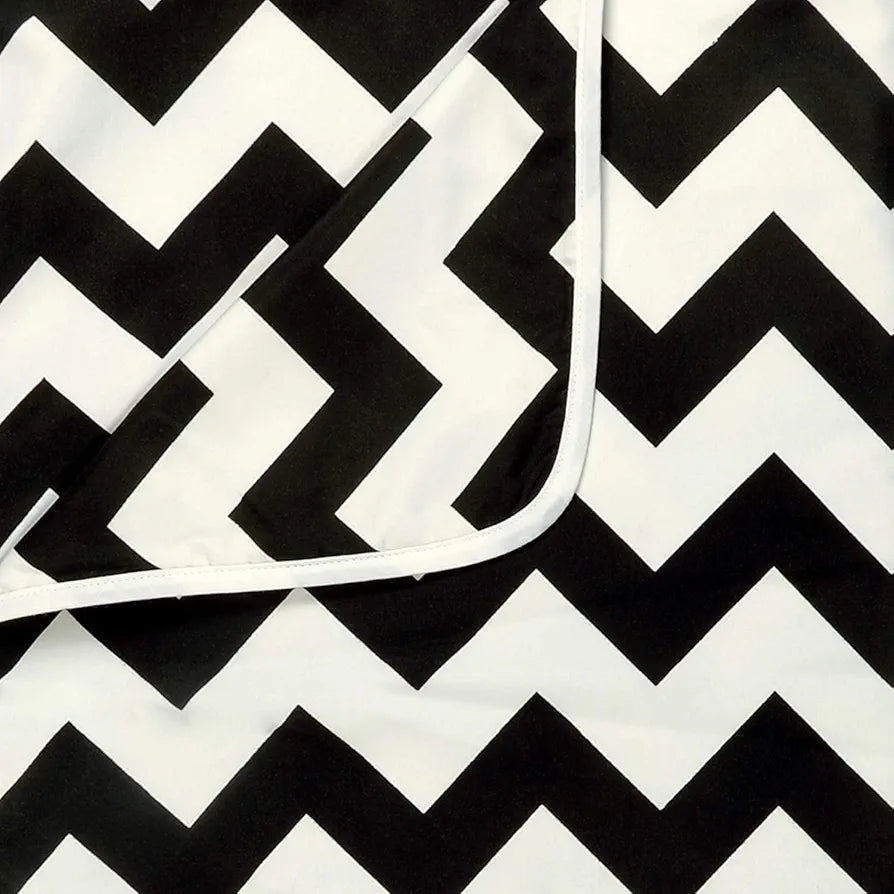 Divine Casa 120 GSM Microfiber Single Kids Dohar  | Soft & Lightweight Throw Blanket | Cozy & Breathable | All-Season Comfort | 140 x 100 CM | Zig-Zag Pattern | Anthracite