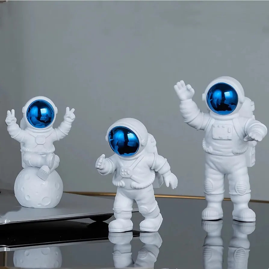 Street27 Polyvinyl Chloride 3Pcs Astronaut Action Figurine Home Decor Astronaut Statue Study Office Desk Decor Showpiece Gift Decoration Accessories Outer Space Pvc Sculpture