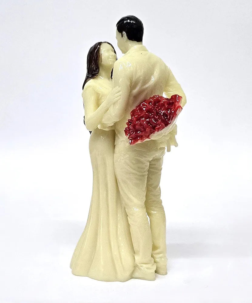 Gold Art India Couple Figurine Ivory Finish Shining Red Flower Bouquet | Romantic Gift for Anniversary, Wedding & Valentine’s Day | Elegant Home & Office Décor