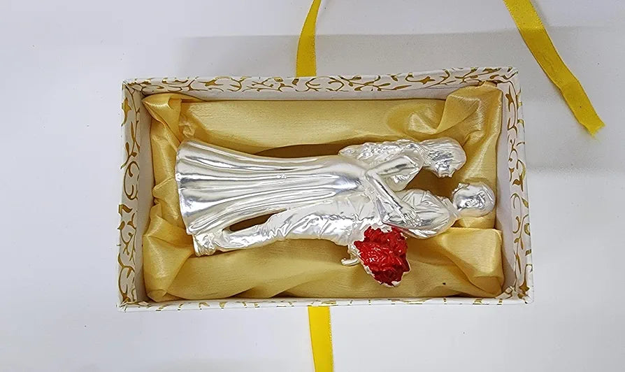 Gold Art India Couple Figurine Silver-Plated Matte Finish | Romantic Home & Office Décor | Valentine Gift for Girlfriend & Boy Friend | Anniversary, Wedding Gift