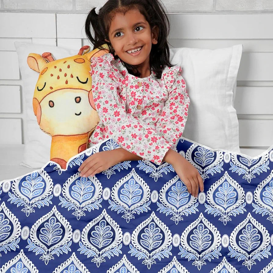 Divine Casa Floret 100% Cotton Single Kids Dohar | 120 GSM | Soft & Lightweight Throw Blanket | Cozy & Breathable Bedding | All-Season Comfort | 140 x 100 CM, Dazzling Blue
