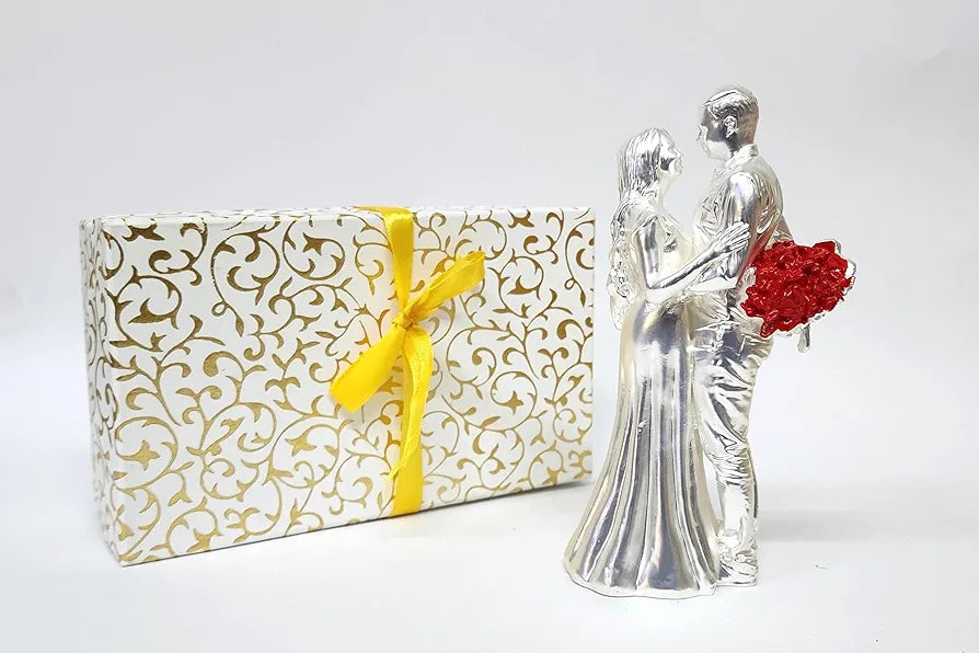 Gold Art India Couple Figurine Silver-Plated Matte Finish | Romantic Home & Office Décor | Valentine Gift for Girlfriend & Boy Friend | Anniversary, Wedding Gift