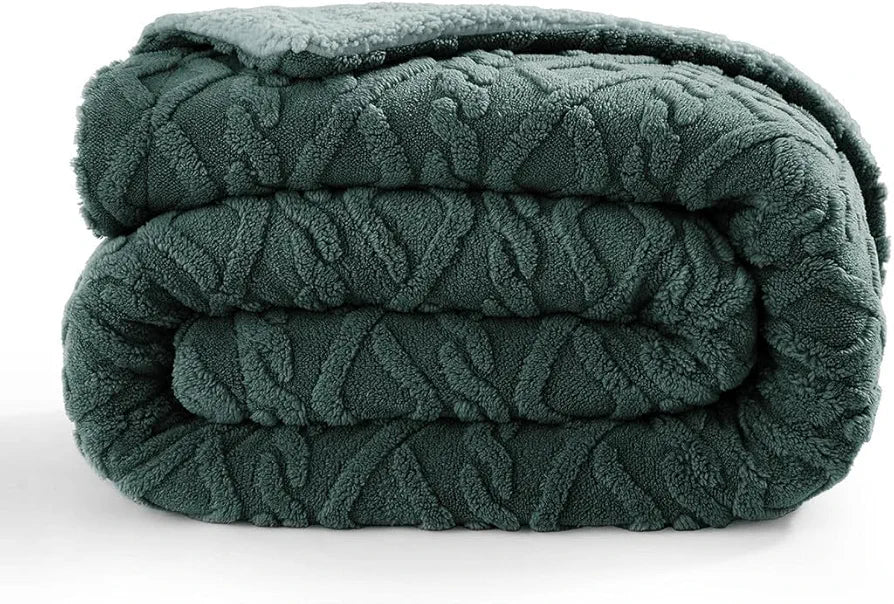 HOMEKART Flannel with Sherpa Luxurious Super Soft Fluffy Cozy Fuzzy Warm Reversible Single Bed Blanket for Winter 500GSM Blanket/Quilt Rajaai - Color- Bottle Green, 220 x 150 Cm, Weight- 2kg
