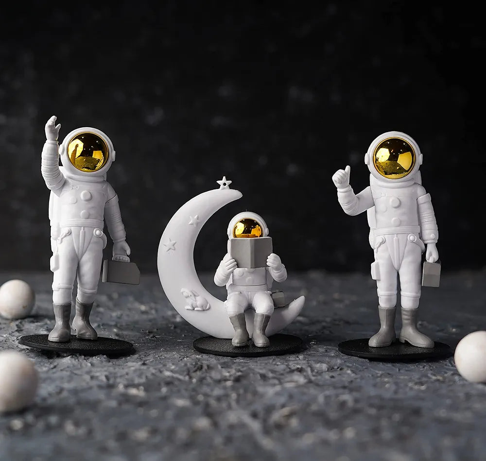 Street27 Resin 3Pcs Astronaut Figurine Mirror Spaceman Ornament, Home, Office, Desktop Decoration Bookshelves Outer Space Room Décor Astronaut Statues Sculpture , Space