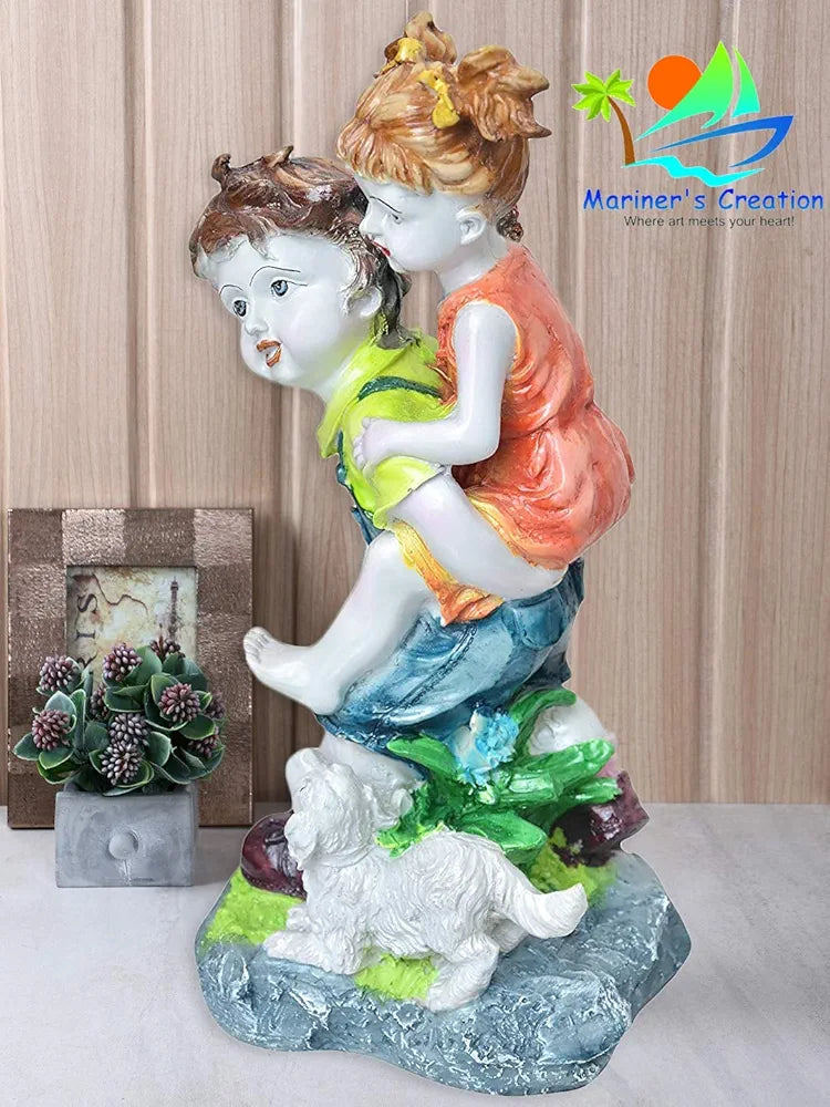MARINER'S CREATION Polyresin Couple Showpiece, 14X10X33 cm, Multicolour