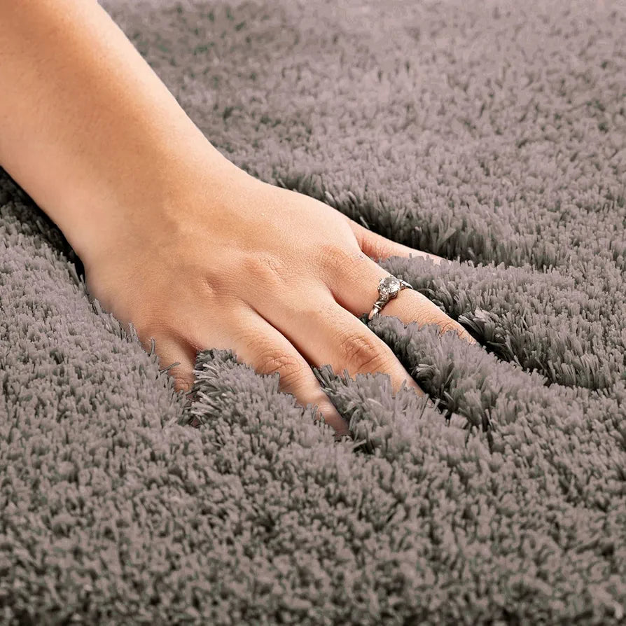 LUXE HOME INTERNATIONAL Carpet Super Soft Anti Slip Vegas Rectangular Rugs For Bedroom,Livingroom,Grey
