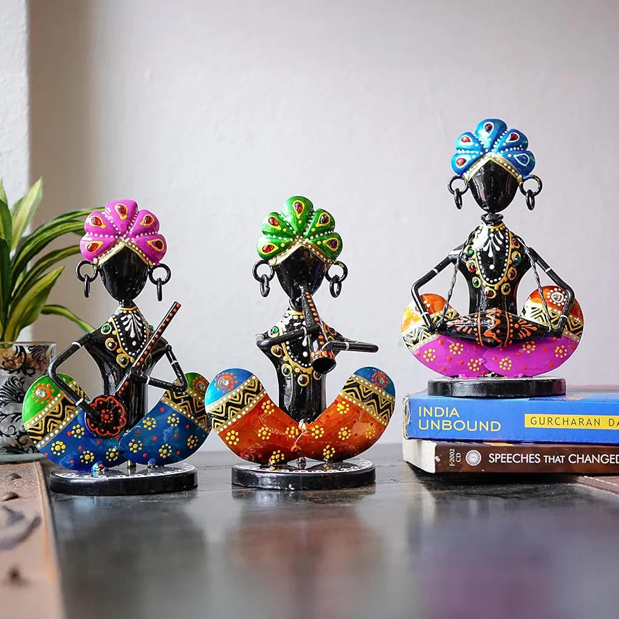 Ekhasa Nostrae Metal Show Pieces for Home Decor | Gift Items for Showcase, TV Unit Decoration | Statue, Figurines, Artifacts for Table, Living Room Decor Items 