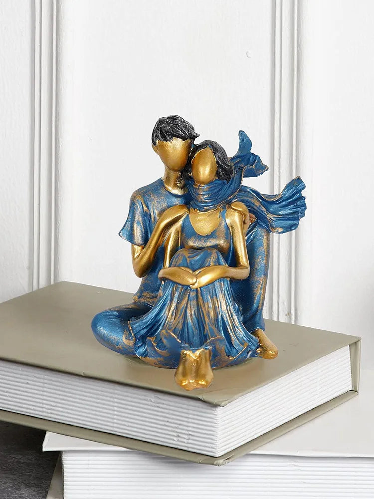 zart Presents New Romantic Couple Showpiece , Resin, 10 cm, 7 cm