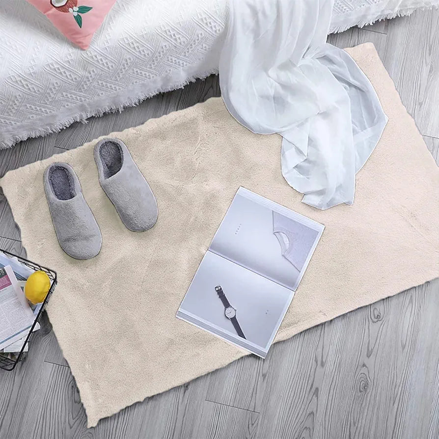 LUXE HOME INTERNATIONAL Rectangular Bath Mat Super Soft Anti Skid Rabbit Fur  Bathroom Mats for Bedroom, Door, Kitchen Floor  Pack of 1