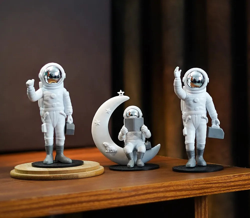 Street27® 3pcs Astronaut Figurine Mirror Spaceman Ornament, Home, Office, Desktop Decoration Bookshelves Outer Space Room Décor Astronaut Statues Sculpture , Space