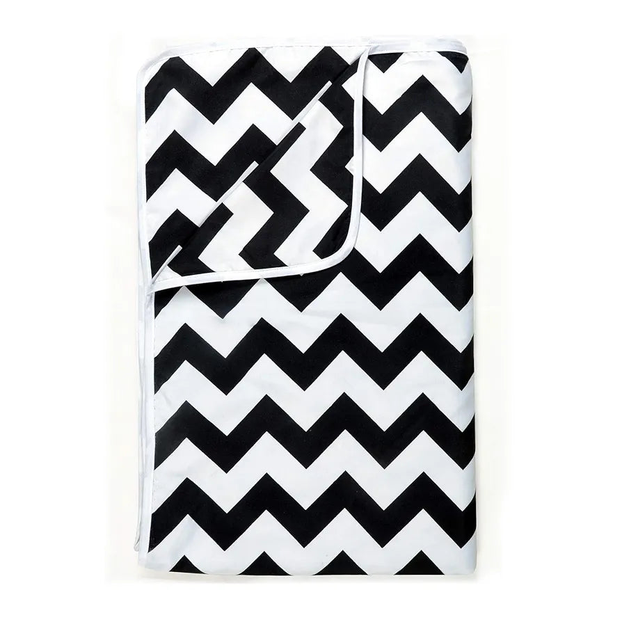 Divine Casa 120 GSM Microfiber Single Dohar | Soft & Lightweight Throw Blanket | Cozy & Breathable | All-Season Comfort | 210 x 140 CM | Zig-Zag Pattern | Raven Black & White