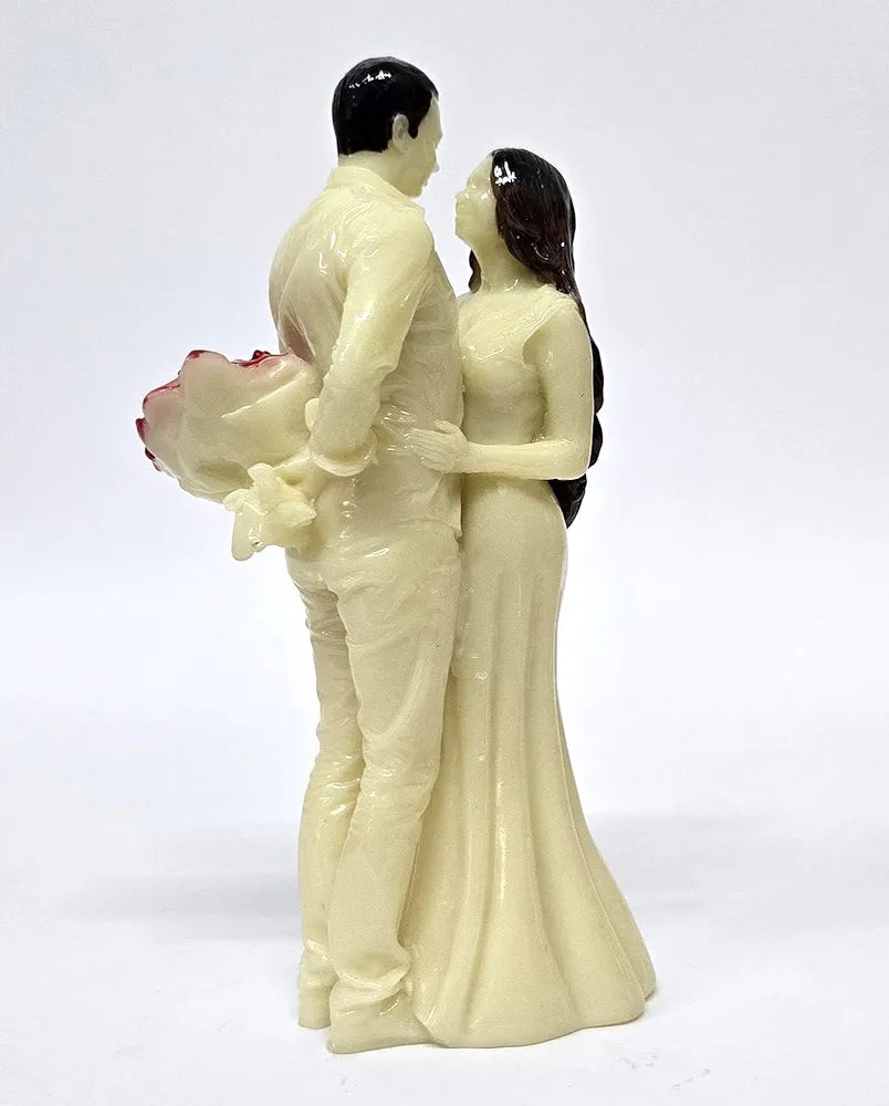 Gold Art India Couple Figurine Ivory Finish Shining Red Flower Bouquet | Romantic Gift for Anniversary, Wedding & Valentine’s Day | Elegant Home & Office Décor