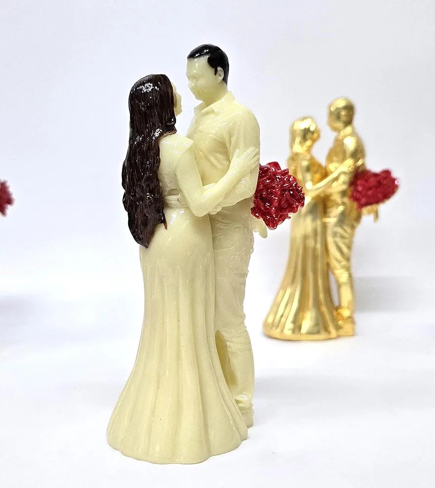 Gold Art India Couple Figurine Ivory Finish Shining Red Flower Bouquet | Romantic Gift for Anniversary, Wedding & Valentine’s Day | Elegant Home & Office Décor