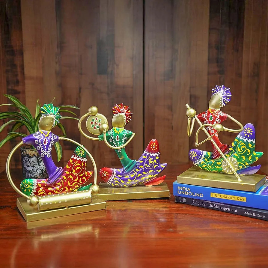 Ekhasa Nostrae Metal Show Pieces for Home Decor | Gift Items for Showcase, TV Unit Decoration | Statue, Figurines, Artifacts for Table, Living Room Decor Items 