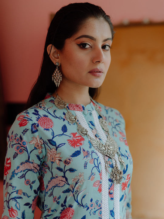 Women Blue & Off White Ethnic Floral Screen Print Cotton Kurta