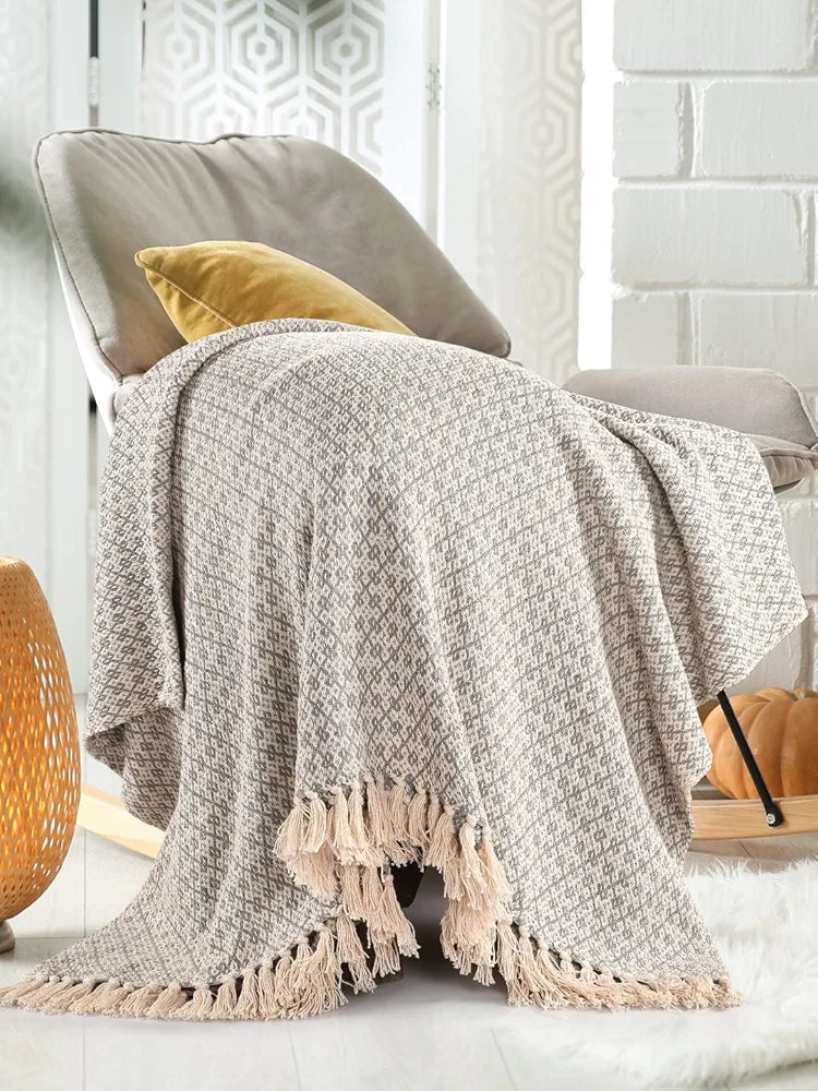 SASHAA WORLD Soft Throw Blanket | Used Both Indoor and Outdoor |Blanket for Living Room, Sofa, Bed & Chair | Grey Throw Blanket| Pack of 1, 180 x130 cm, Cotton| Reversible