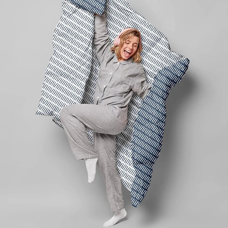 Divine Casa 120 GSM Microfiber Single Bed Comforter | Soft & Lightweight Reversible AC Blanket | All-Season 3-Layered Quilt | 230 x 140 cm, Blue Mirage