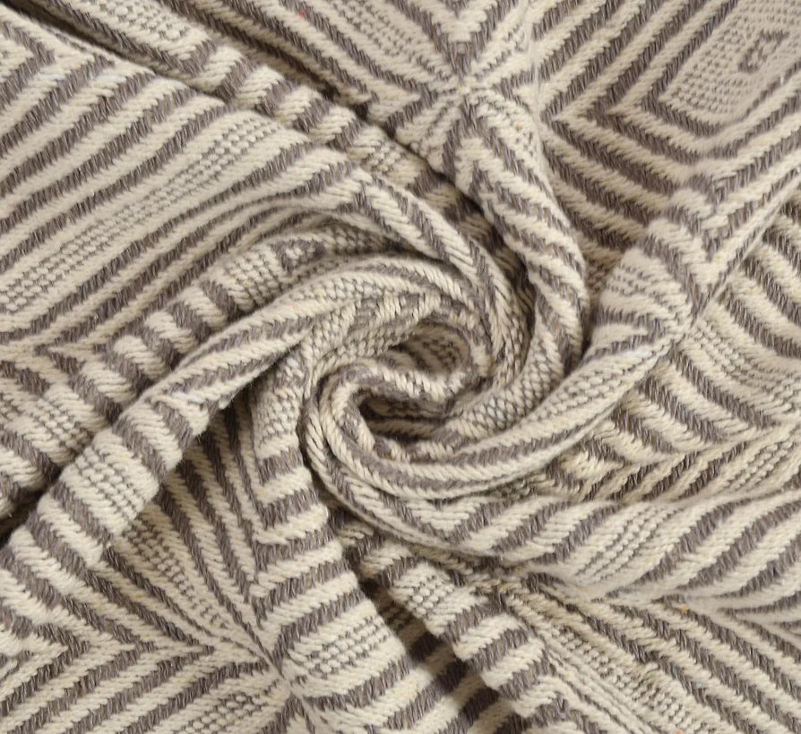 SASHAA WORLD Diamond Weave Comfort Throw | Soft & Plush | Throw for Chair, Living Room, Bedroom, Sofa | Grey and Natural -130x160 cm