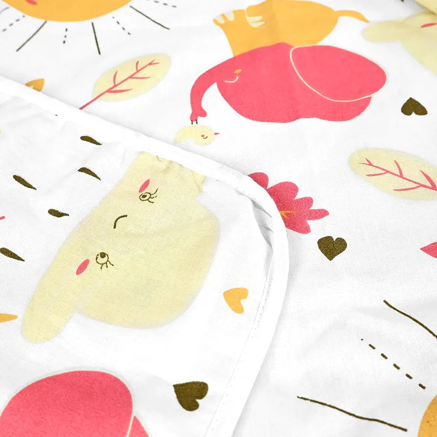 Divine Casa Pure Cotton Printed Single Dohar for Newborn Baby | 120 GSM | Soft & Lightweight Throw Blanket | Cozy & Breathable Bedding | All-Season Comfort | 0-4 Years | 135 x 100 CM, Marlin White