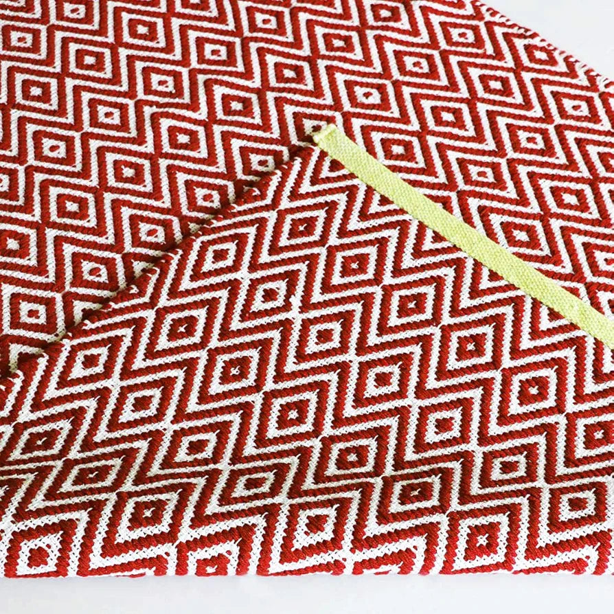 THE HOME TALK Handmade Cotton Carpet | Diamond Reversible Mats | Area Rugs for Bedroom, Center Table, Living Room, Drawing Room, Hall | Machine Washable | 3 x 5 Feet | Red