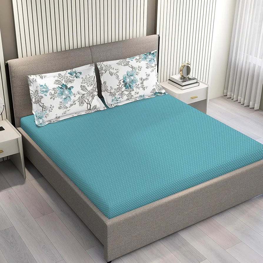 Layers Illuminating Homes 100% Cotton Bedsheet Set for All Seasons - Lightweight, Moisture Absorbent, Machine Washable & Easy to Care - 144 TC - Queen Size 