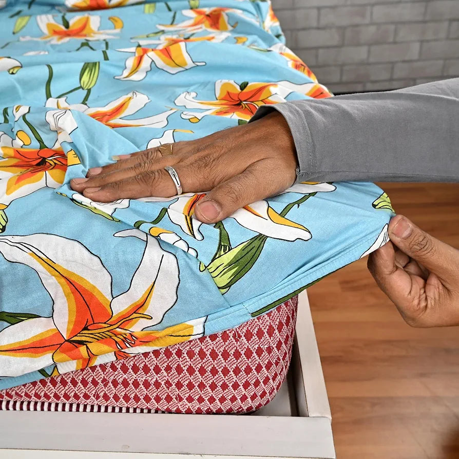 Divine Casa Floret 100% Cotton King Fitted Bedsheet | 144 TC | Deep Pocket Design | Soft & Breathable Fabric | Durable & Easy Care | 200 x 185 + 25 CM, Wildflower Charm