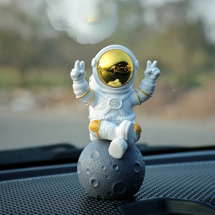 Street27® Astronaut Figurine Showpiece for Home Décor Idols for Office Desk Table Astronaut Toy for Car Dashboard, Statue for Gift Gifting Items Birthday Decoration , Space