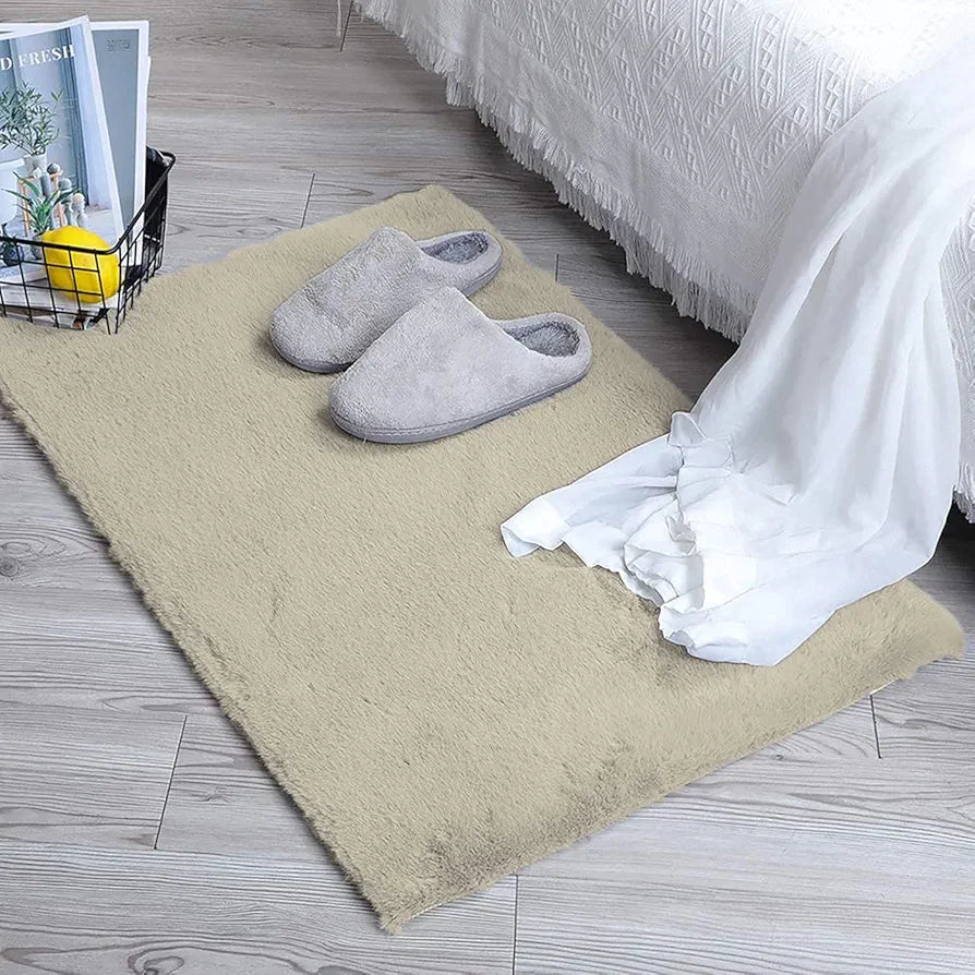 LUXE HOME INTERNATIONAL Ruffle Bath Mat Rabbit Fur 1000 GSM Bathroom Door Rectangular Foot Mats Anti Skid Water Absorbent Easy Machine Washable Rug for Entrance|Kitchen Floor|45X75 Cm|Beige|Pack of 1