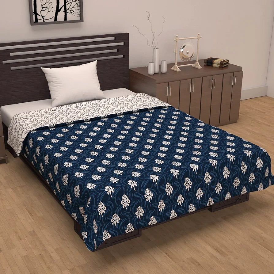 Divine Casa Printed Microfiber 120 GSM Reversible Dohar Blanket for Single Bed | Lightweight AC Blanket, Navy Blue & White, 140 x 210 cm