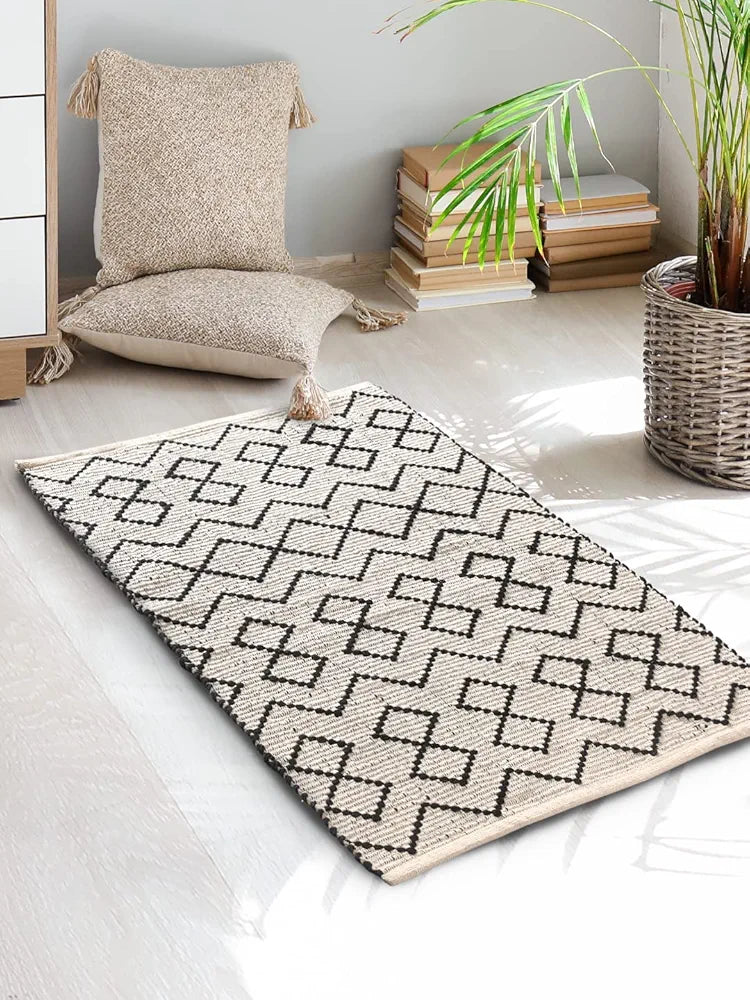 SASHAA WORLD Woven Natural & 100% Cotton Rug for Room, Kitchen, Living Room, Dining & Bedroom | Geometric Design | Bold and Contemporary Look 