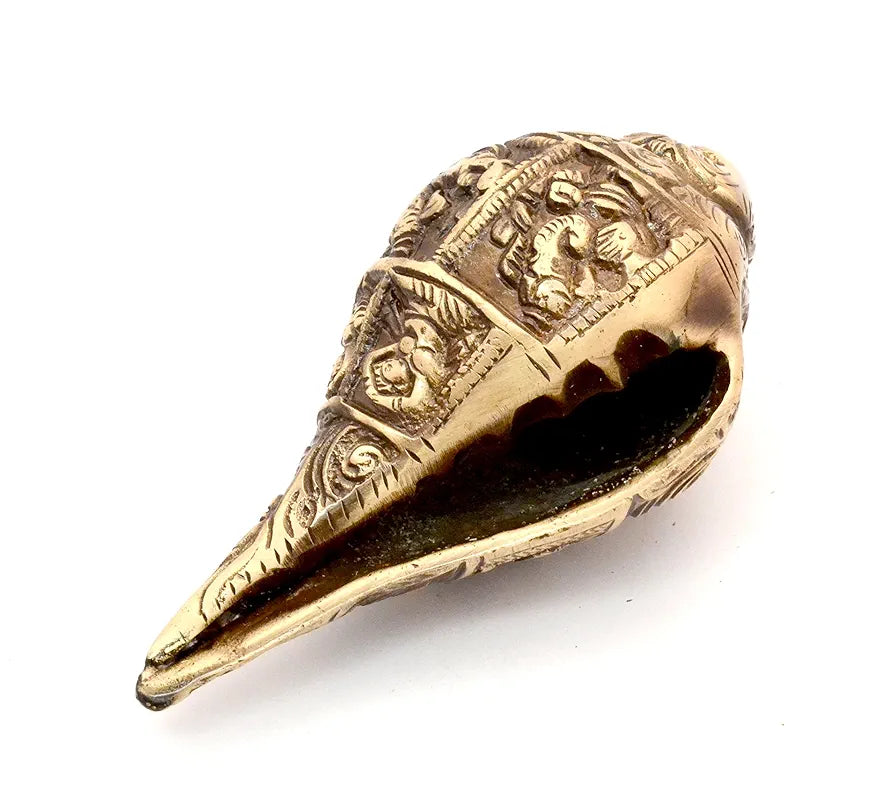 Two Moustaches Ganesha Carving Brass Shankh Showpiece, Attractive Brass Conch for Temple/Home, Shankh for Pooja, Mandir Decorations Items, Standard, Pack of 1