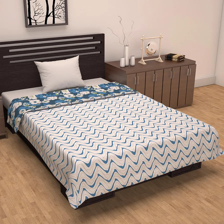 Divine Casa 120 GSM Microfiber Single Dohar | Soft & Lightweight Throw Blanket | Cozy & Breathable | All-Season Comfort | 210 x 140 CM | Floral Pattern | Galaxy Blue & White