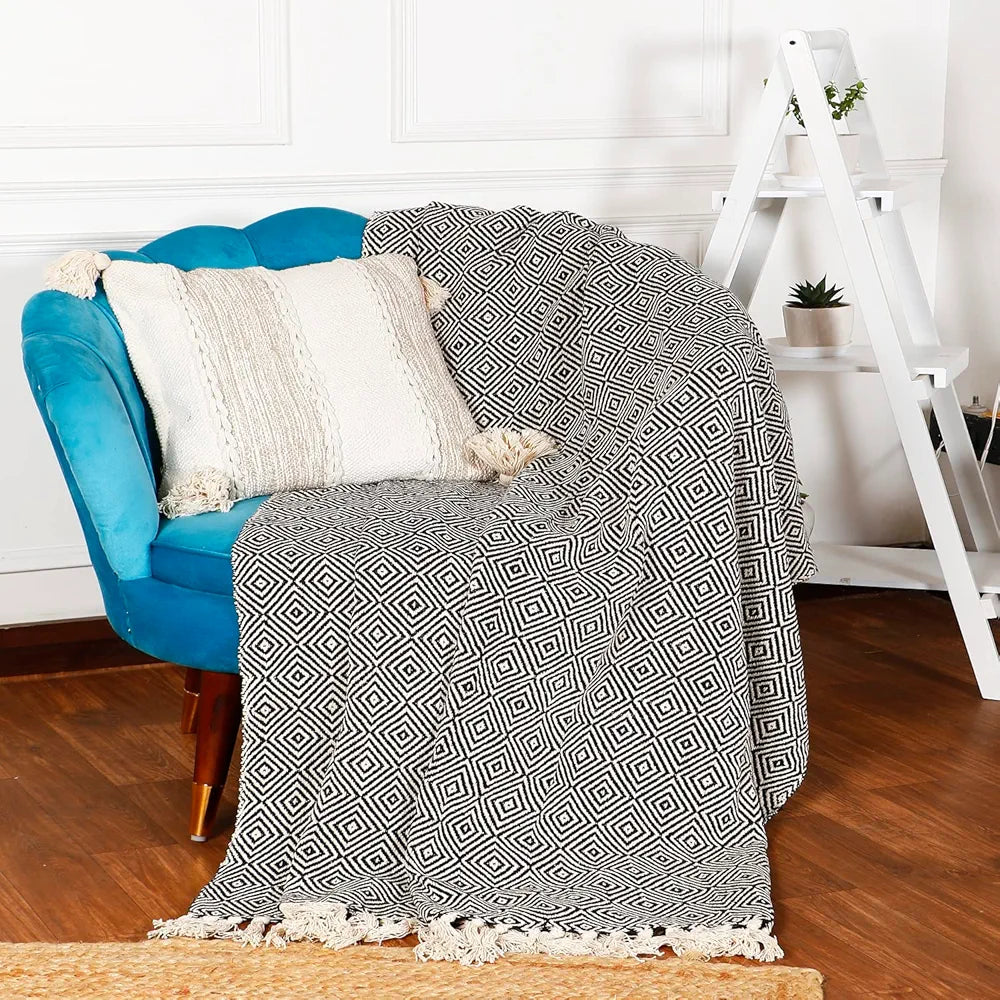 SASHAA WORLD Cotton Throw Blanket | Throw for Living Room, Sofa, Bed, Chair, Picnic & Used for Gift | Cotton Diamond Throw 130x 180 cm 