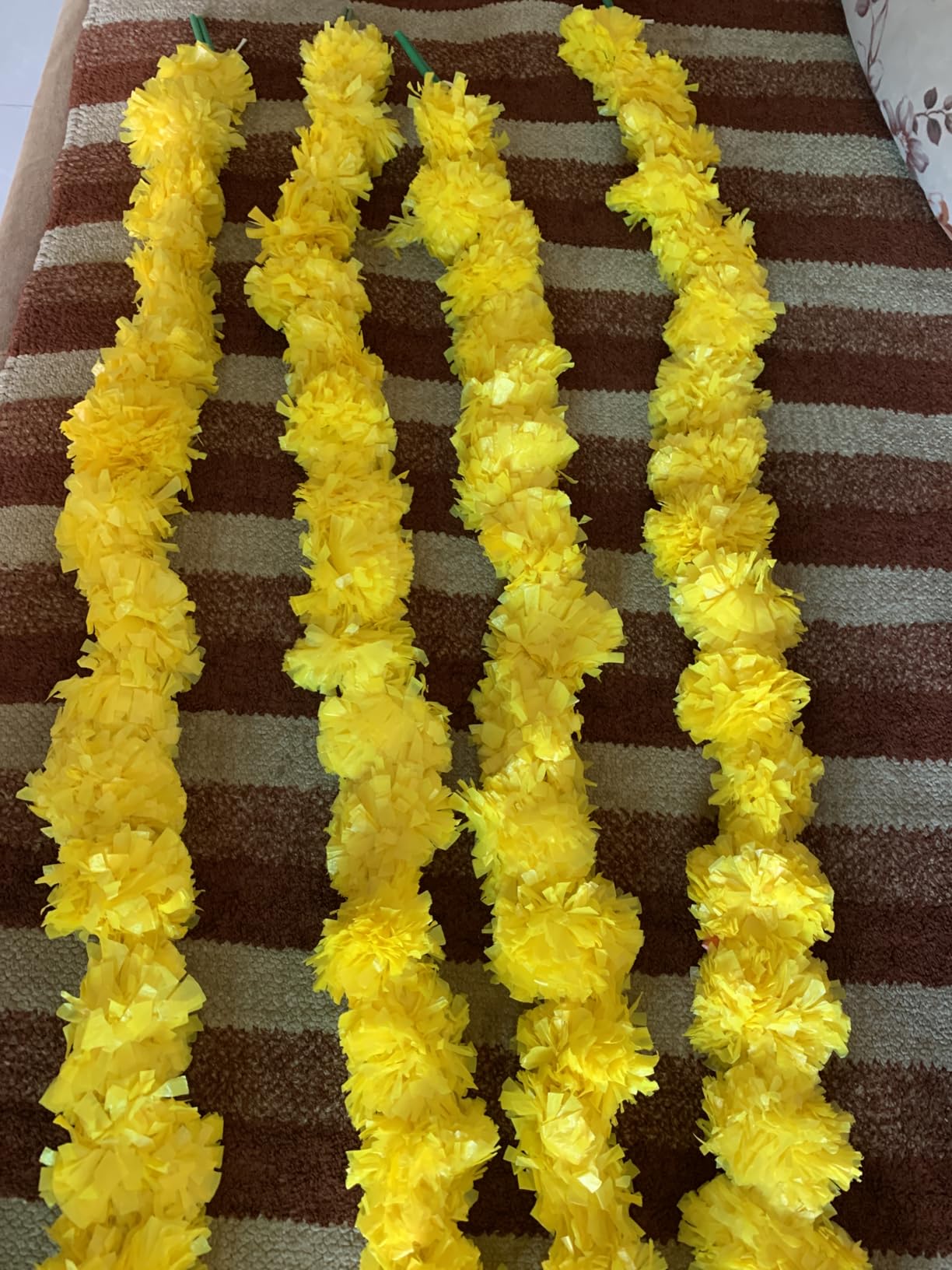 SPHINX Artificial Marigold Fluffy Flowers Garlands for Festive Pooja Wedding Housewarming Diwali Decorations Festival Events Home Table Bedroom Pooja Room (Yellow,Approx. 4.5 to 4.9 ft- 5 Pieces)