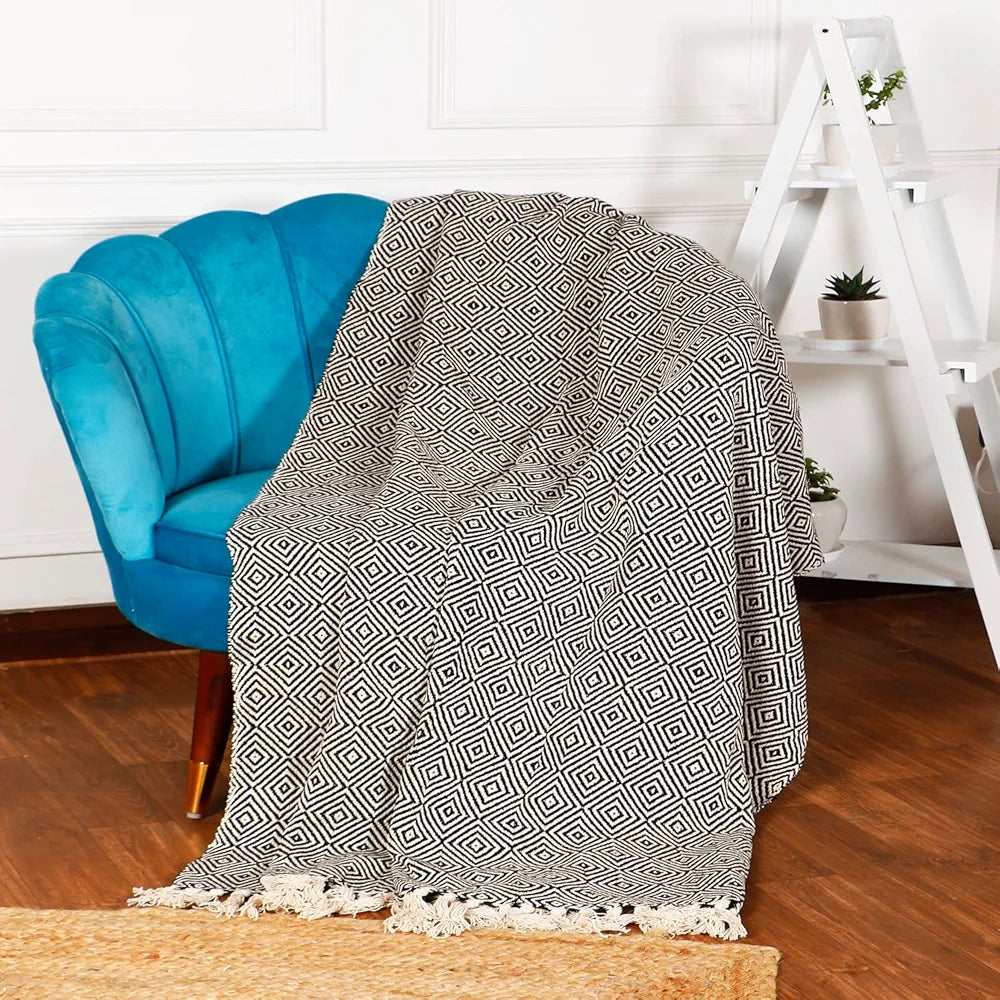 SASHAA WORLD Cotton Throw Blanket | Throw for Living Room, Sofa, Bed, Chair, Picnic & Used for Gift | Cotton Diamond Throw 130x 180 cm 