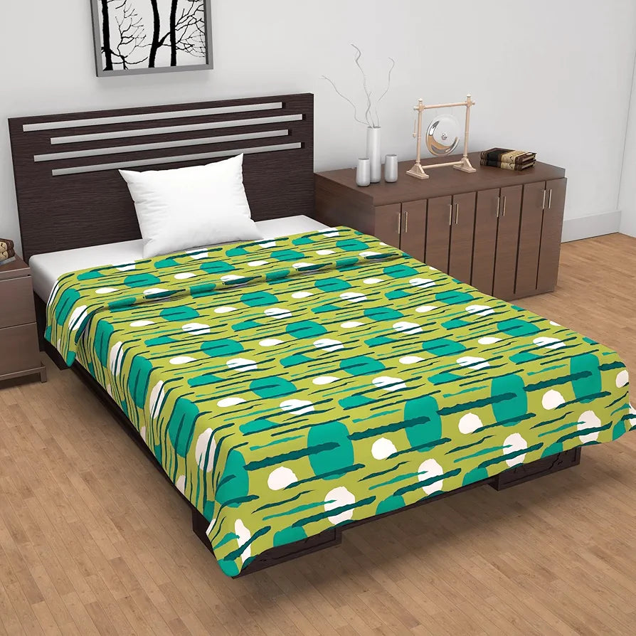 Divine Casa 120 GSM Microfiber Single Dohar | Soft & Lightweight Throw Blanket | Cozy & Breathable | All-Season Comfort | 210 x 140 CM | Abstract Geometric Pattern | Olive Green & Teal