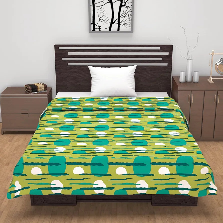 Divine Casa 120 GSM Microfiber Single Dohar | Soft & Lightweight Throw Blanket | Cozy & Breathable | All-Season Comfort | 210 x 140 CM | Abstract Geometric Pattern | Olive Green & Teal